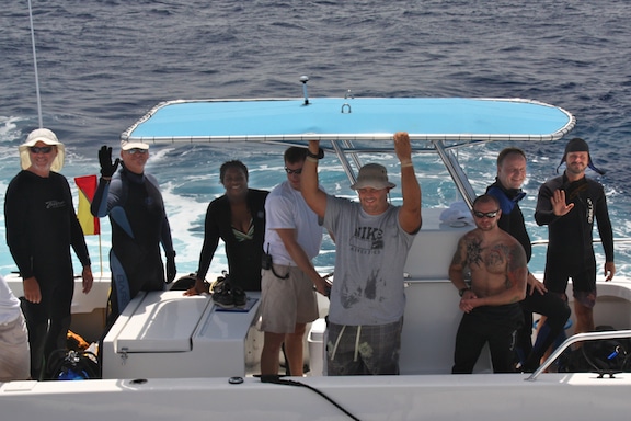 Research divers head out for the first fish, coral, and coral disease surveys of the Inaguas Global Reef Expedition Research divers head out for the first fish, coral, and coral disease surveys of the Inaguas Global Reef Expedition